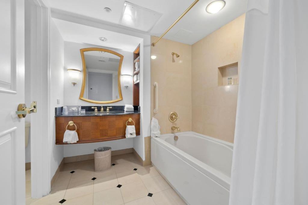 Astonishing Ocean Front Condo Cozysuites At Showboat Atlantic City Extérieur photo